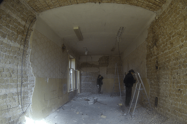 Removal of old plaster 02