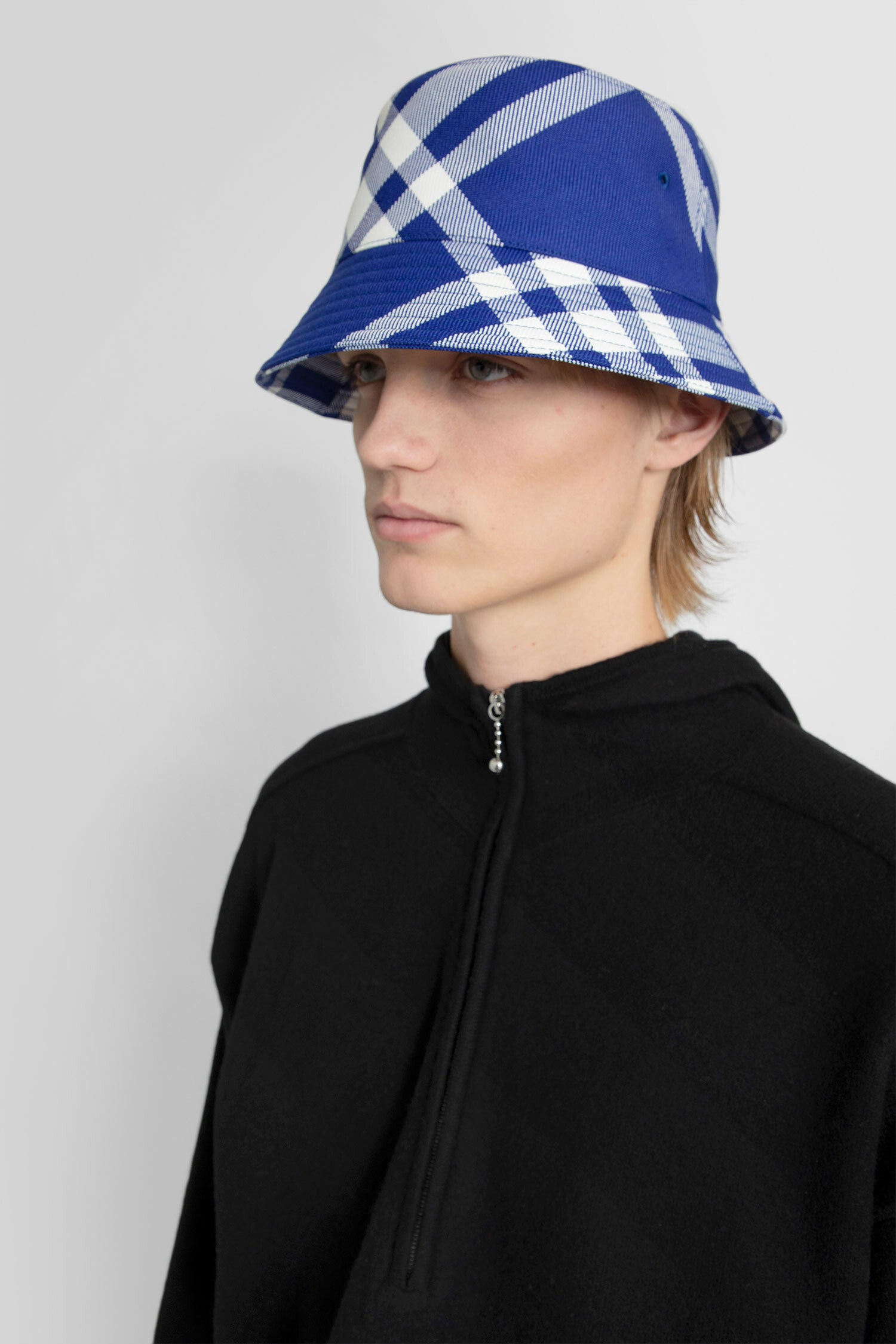 BURBERRY UNISEX MULTICOLOR HATS