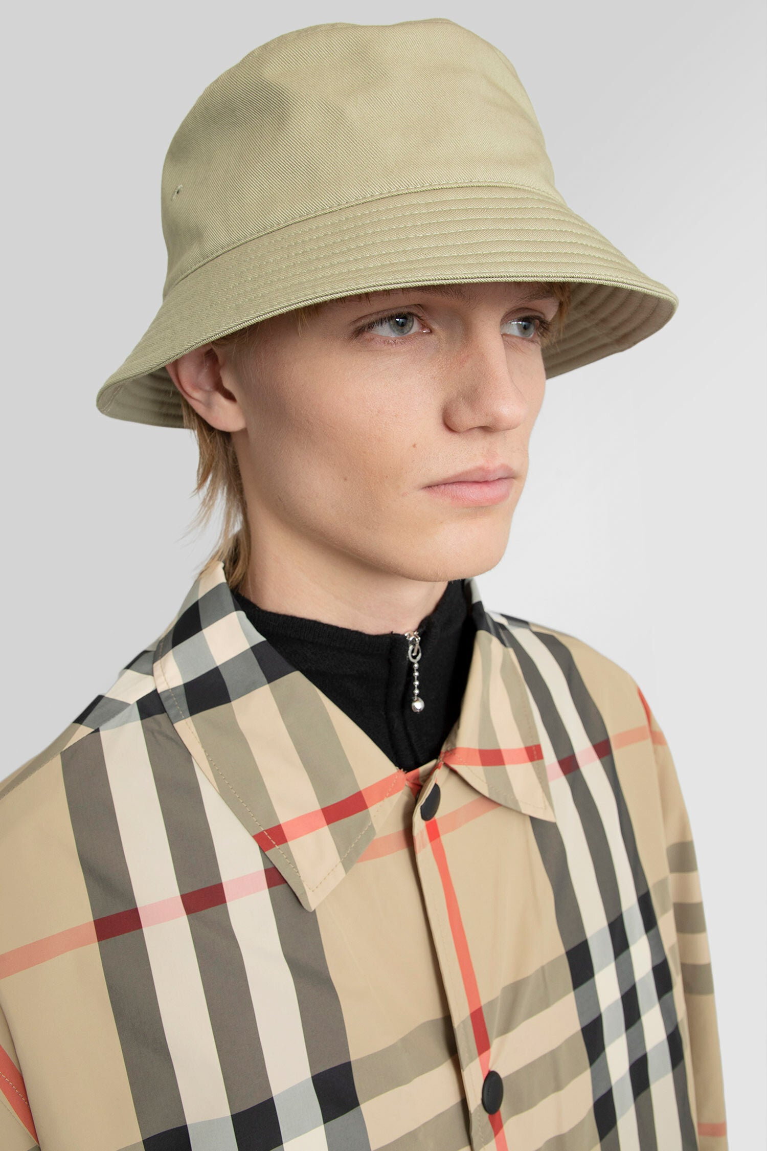 BURBERRY UNISEX BEIGE HATS