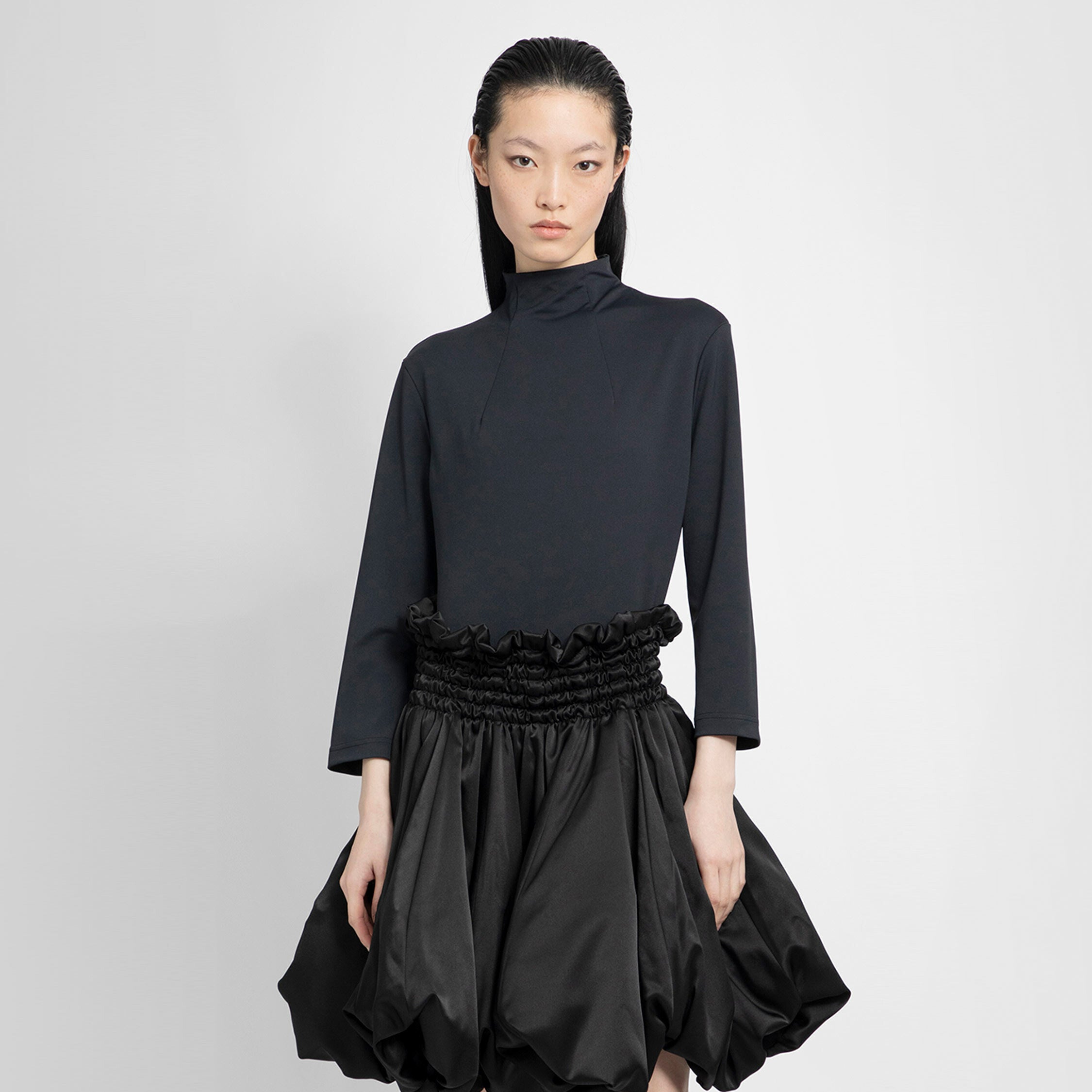 noir kei ninomiya トップス | vrealitybolivia.com