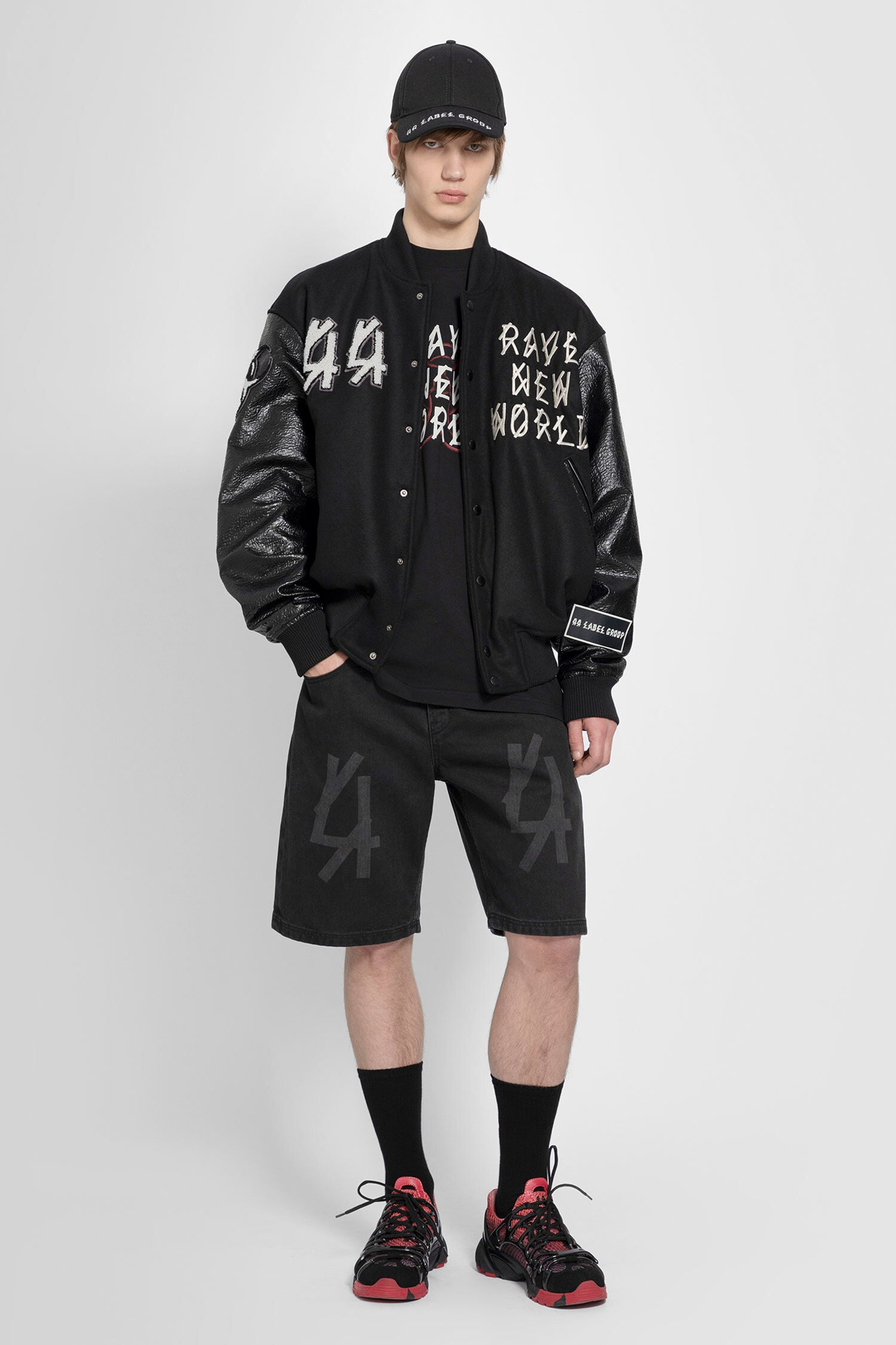 44 LABEL GROUP MAN BLACK SHORTS