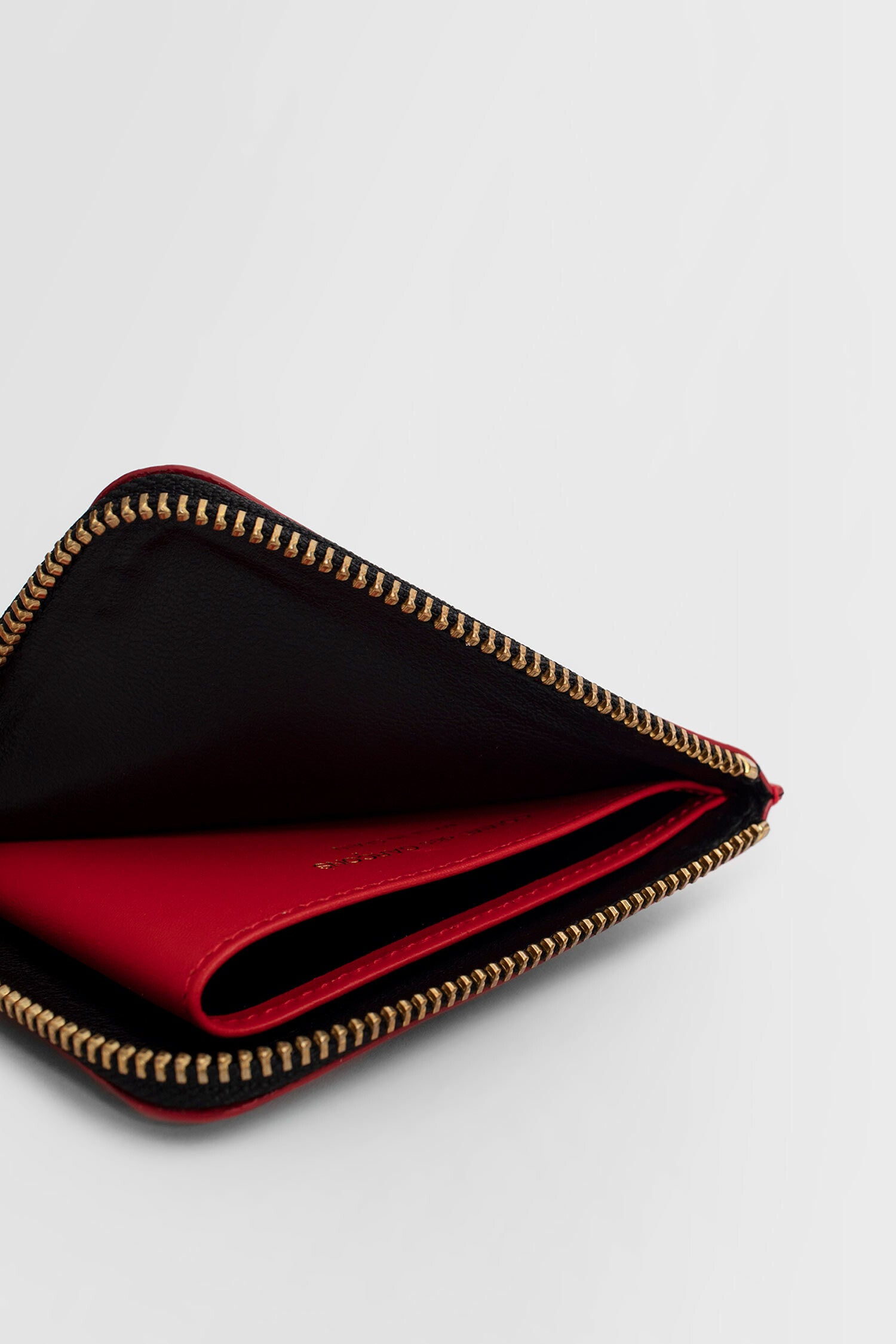 COMME DES GARCONS WALLET UNISEX RED WALLETS & CARDHOLDERS