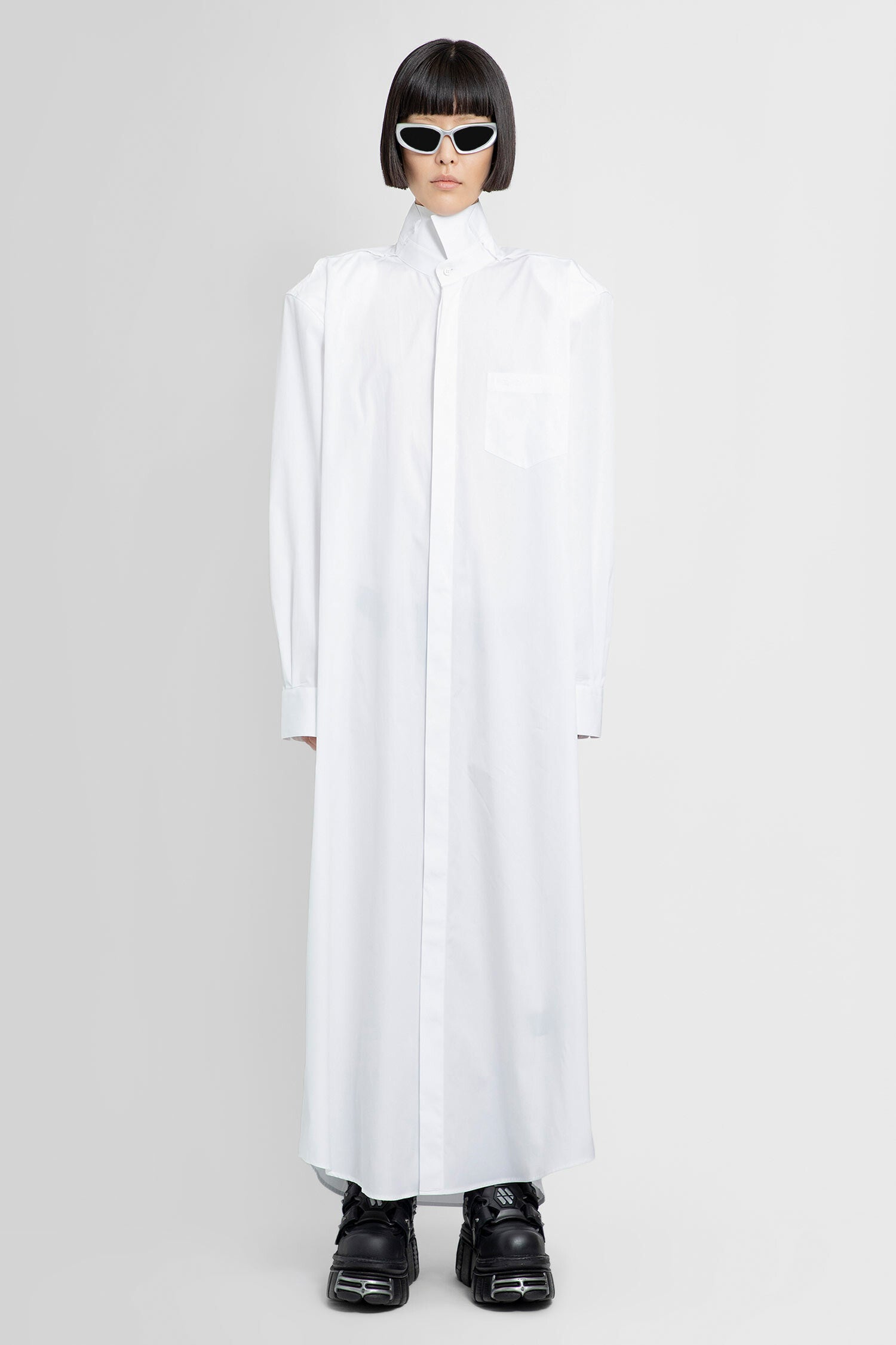 VETEMENTS WOMAN WHITE DRESSES