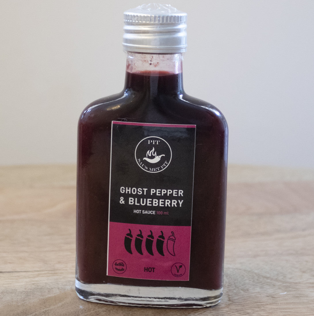 Blueberry Hot Sauce met Ghost Pepper