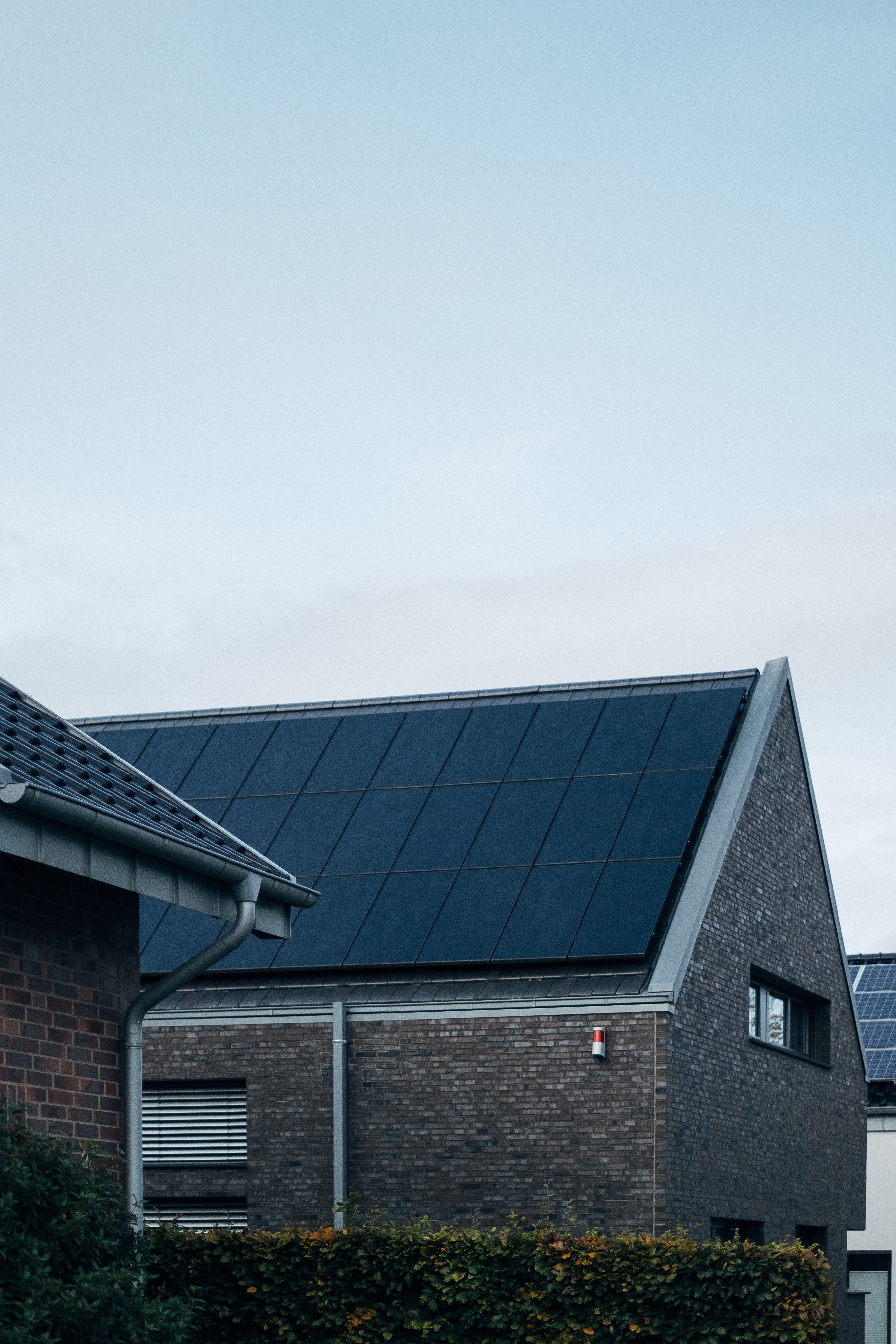 home battery storage with solar panels