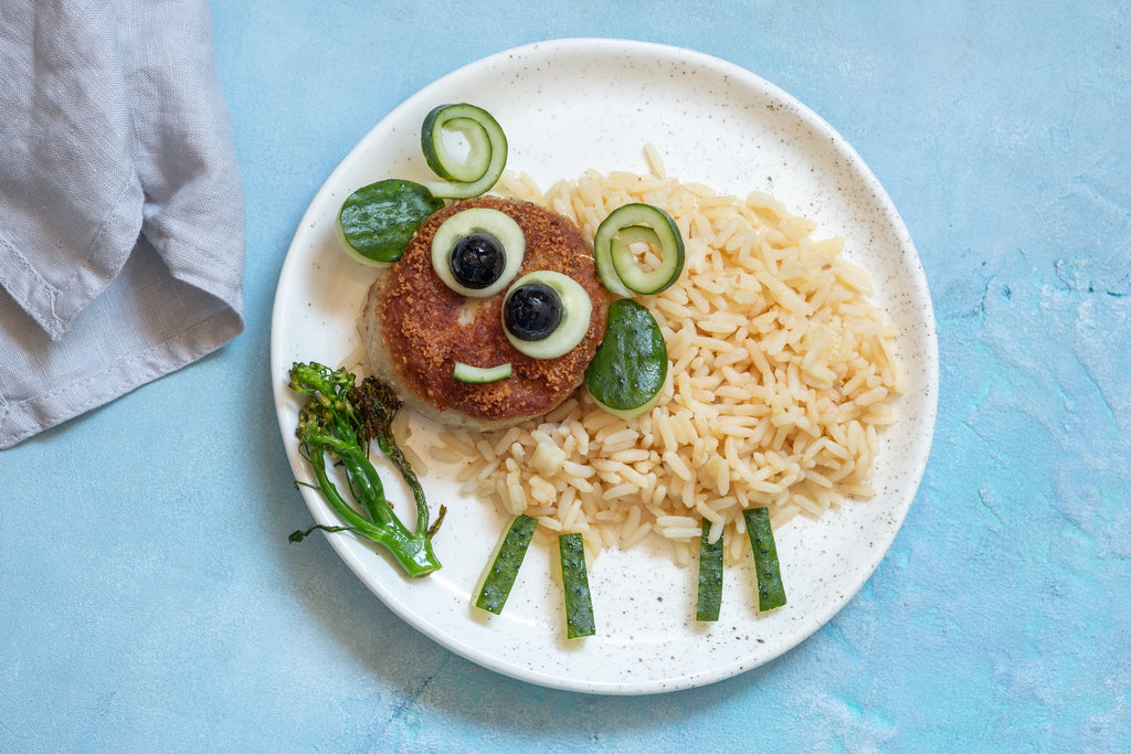 Fun food ideas: Fishcake with cucumber eyes, ears & smiley face