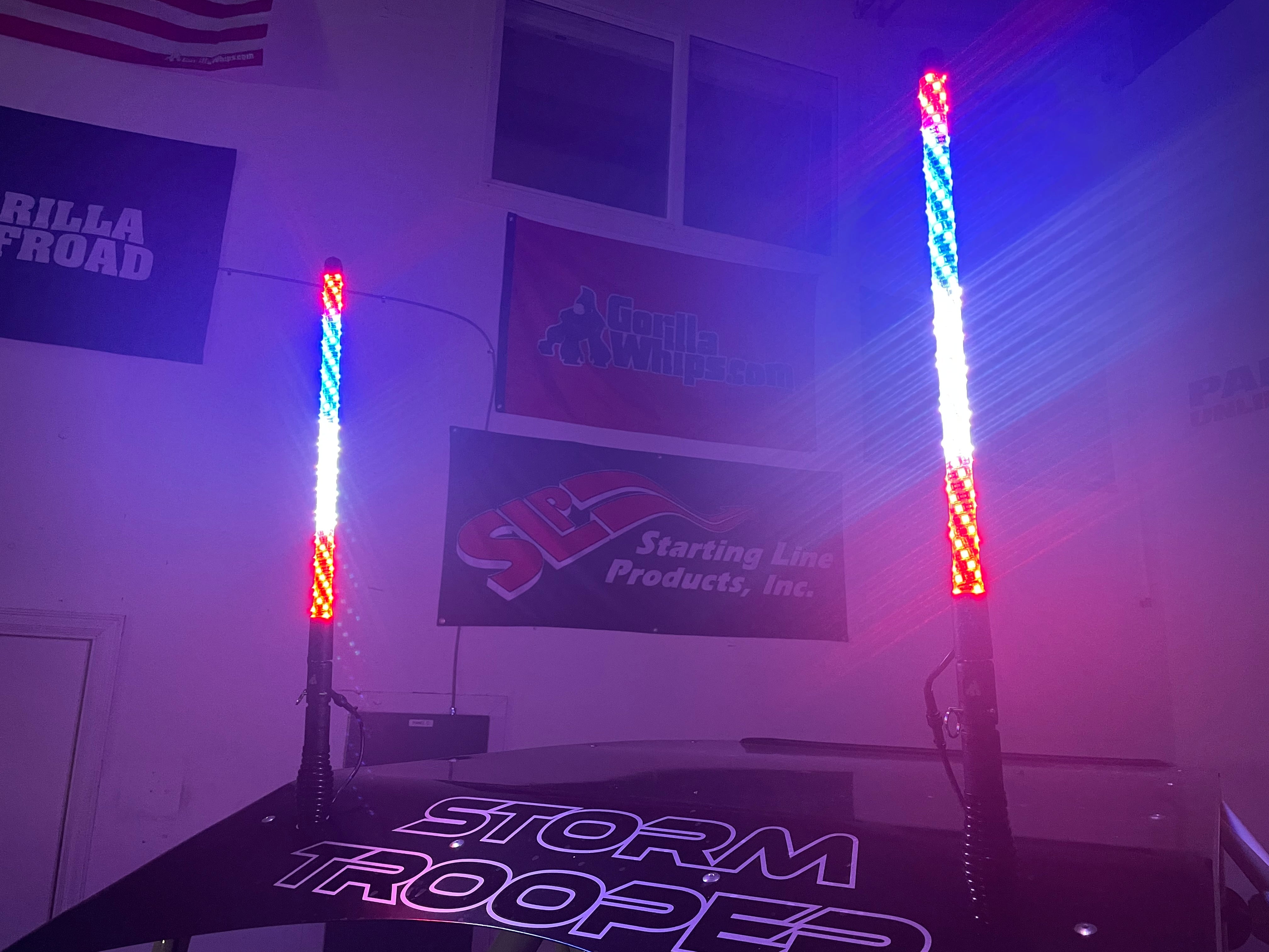 WEB限定デザイン Gorilla Whips - LED エクストリーム 赤い安全