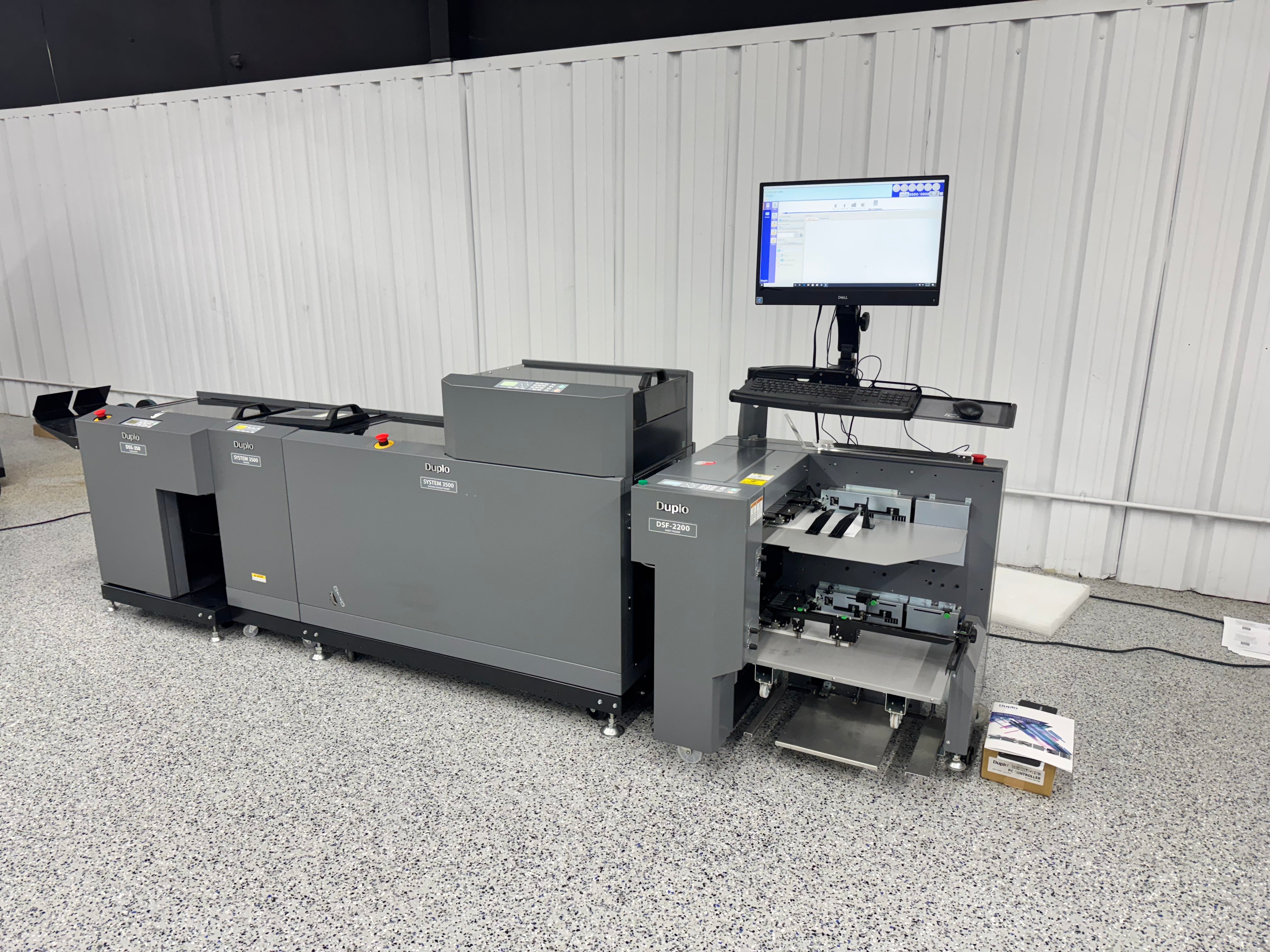 Duplo 350i Digital Booklet System LIKE NEW!