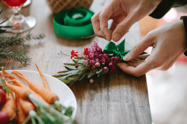 How to Make Corsages and Boutonnieres: A DIY Guide – ART Flowers LA