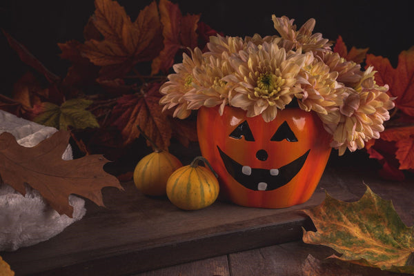 Spooktacular Ideas of Halloween Flower Arrangements to Haunt Your Home – ART Flowers LA
