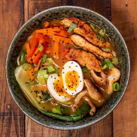 SPICY CHICKEN RAMEN