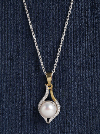 9 New Models of Pearl Pendants for Trendy Look