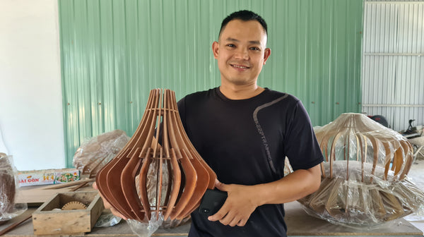 Craftsman-Vietnamese-Crector-Lighting-in wood