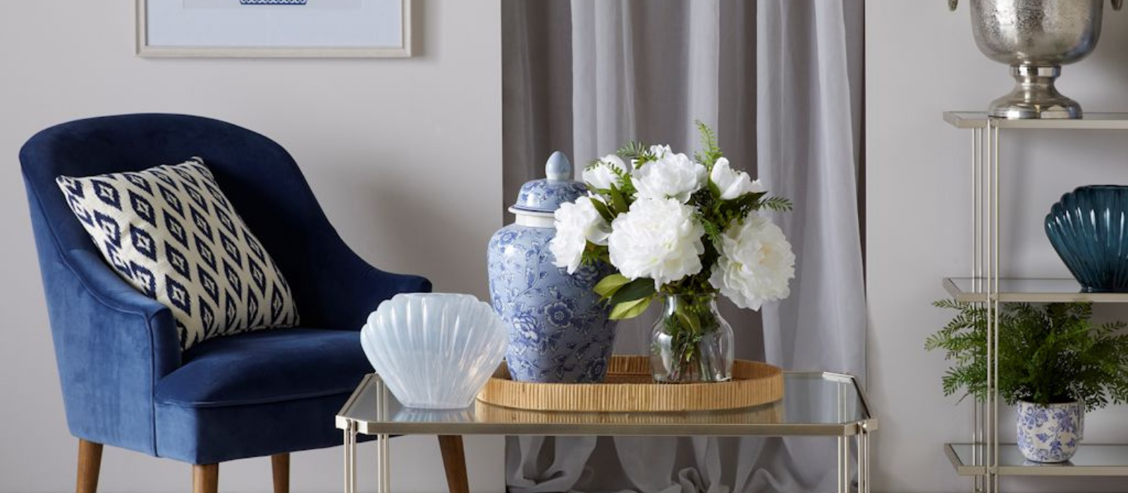 How to style a Hamptons Home with colors , furniture and accessories