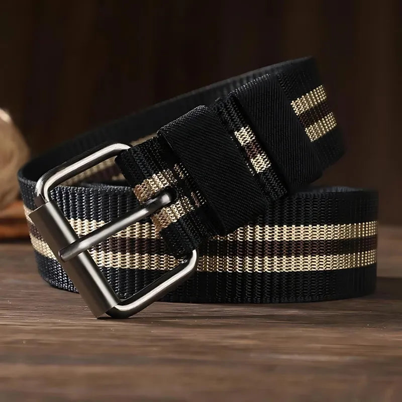 Cinto Masculino Casualle Comfort destacando o material resistente da fivela