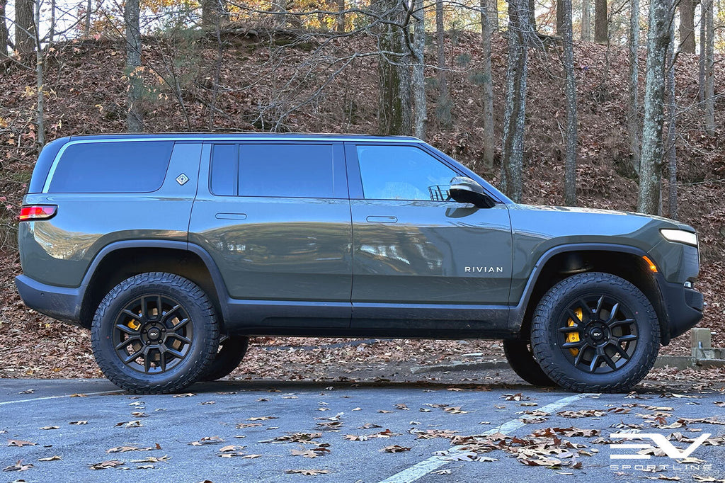 R600 Forged Satin Black Wheels on Rivian R1S