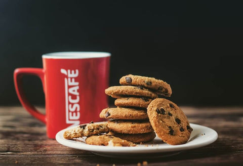 Chocolate chip cookies with Nescafe. Photo by Nerfee Mirandilla.