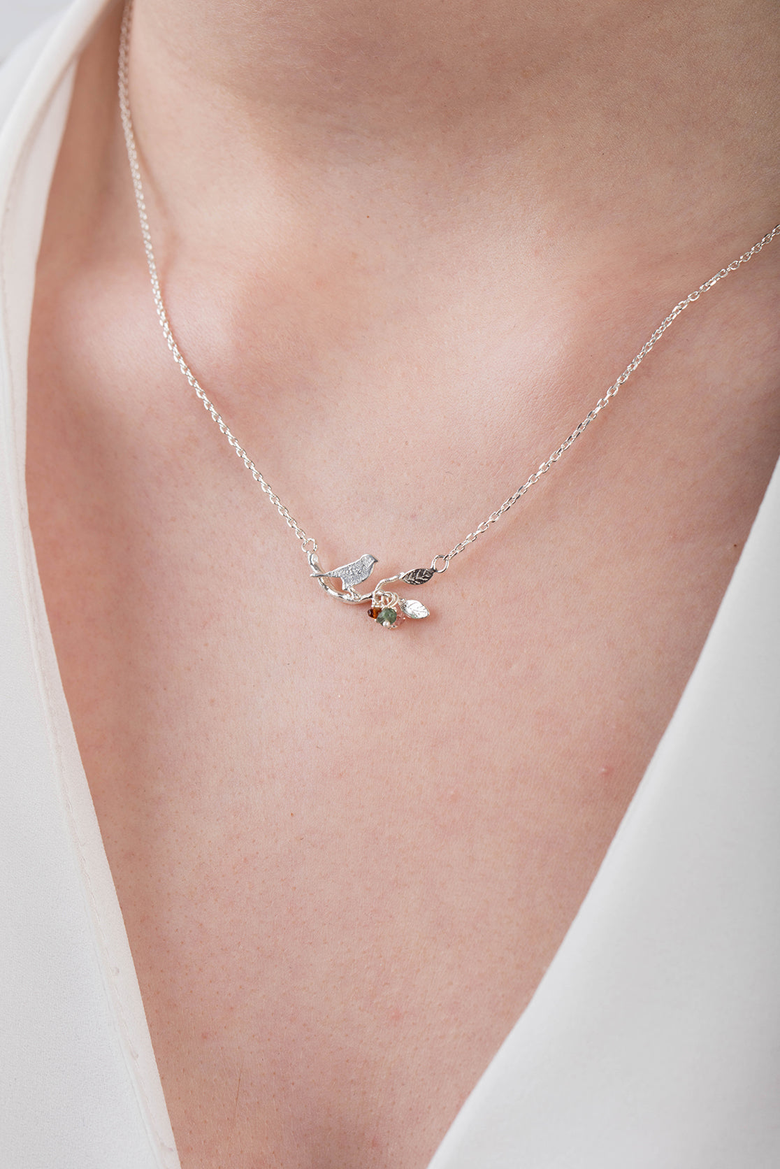 cora leaf dainty gold necklace