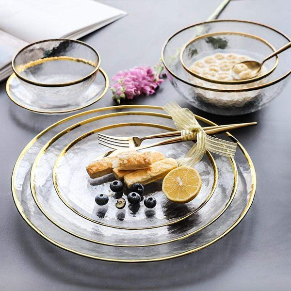 https://cdn.shopify.com/s/files/1/0558/1321/0274/products/Luxury-Gold-Inlay-dinnerware-plate-serving-platter-Glass-snack-dish-dessert-dish-cake-plate-gift-set_024de573-9d2f-421c-8c96-20c2aaa56511_600x.jpg?v=1627239240