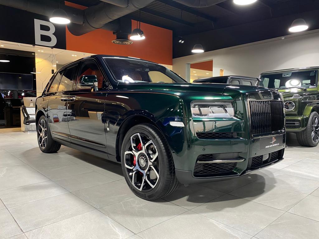 ROLLS ROYCE CULLINAN 2022 GREEN  Turbo Plus Car Rental