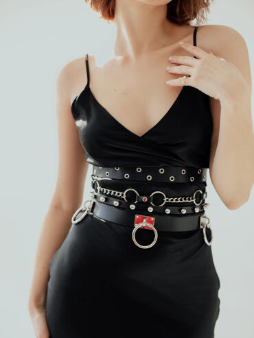 how-to-choose-the-right-leather-corset-belt-4