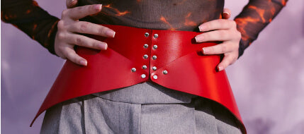 how-to-style-a-leather-corset-to-look-incredible-2