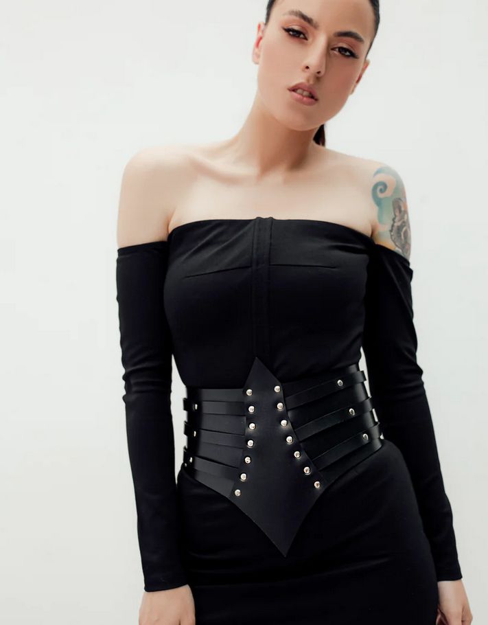 What is a corset belt - Bleak&Sleek, USA