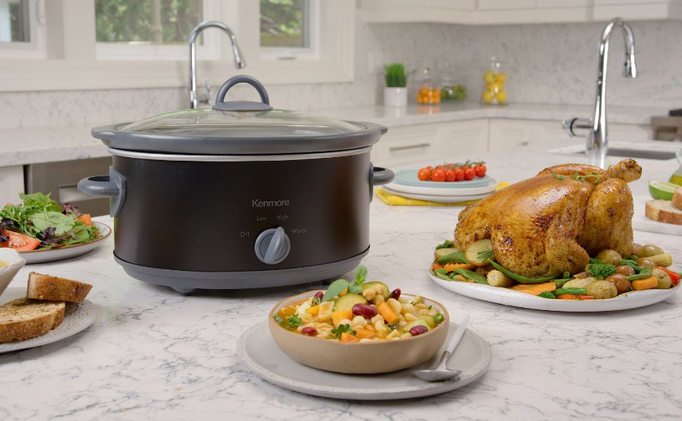 Kenmore 5 qt (4.7L) Slow Cooker, Black and Gray, Compact Countertop Cooking