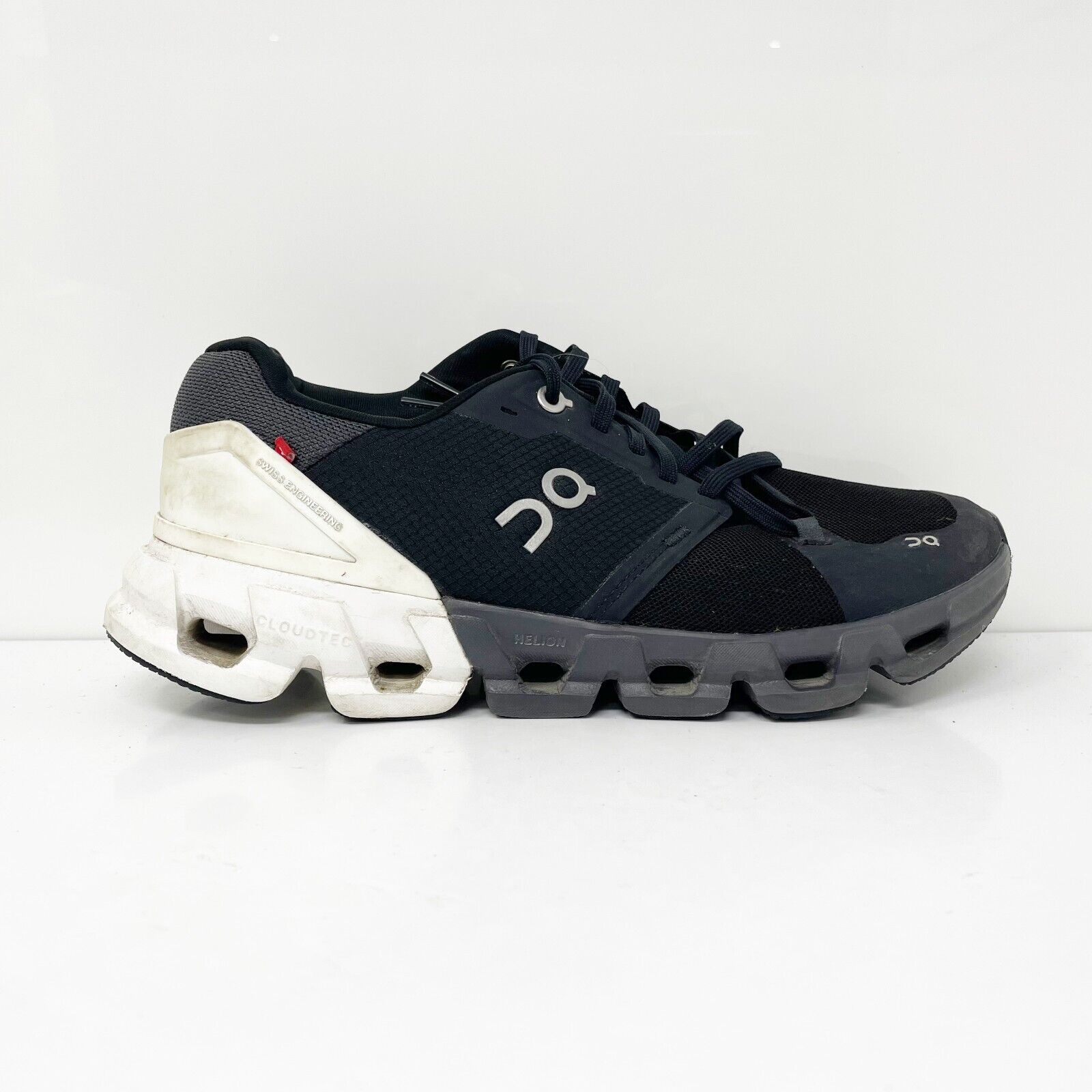 On Womens Cloudflyer 4 Black Running Shoes Sneakers Size 8 D