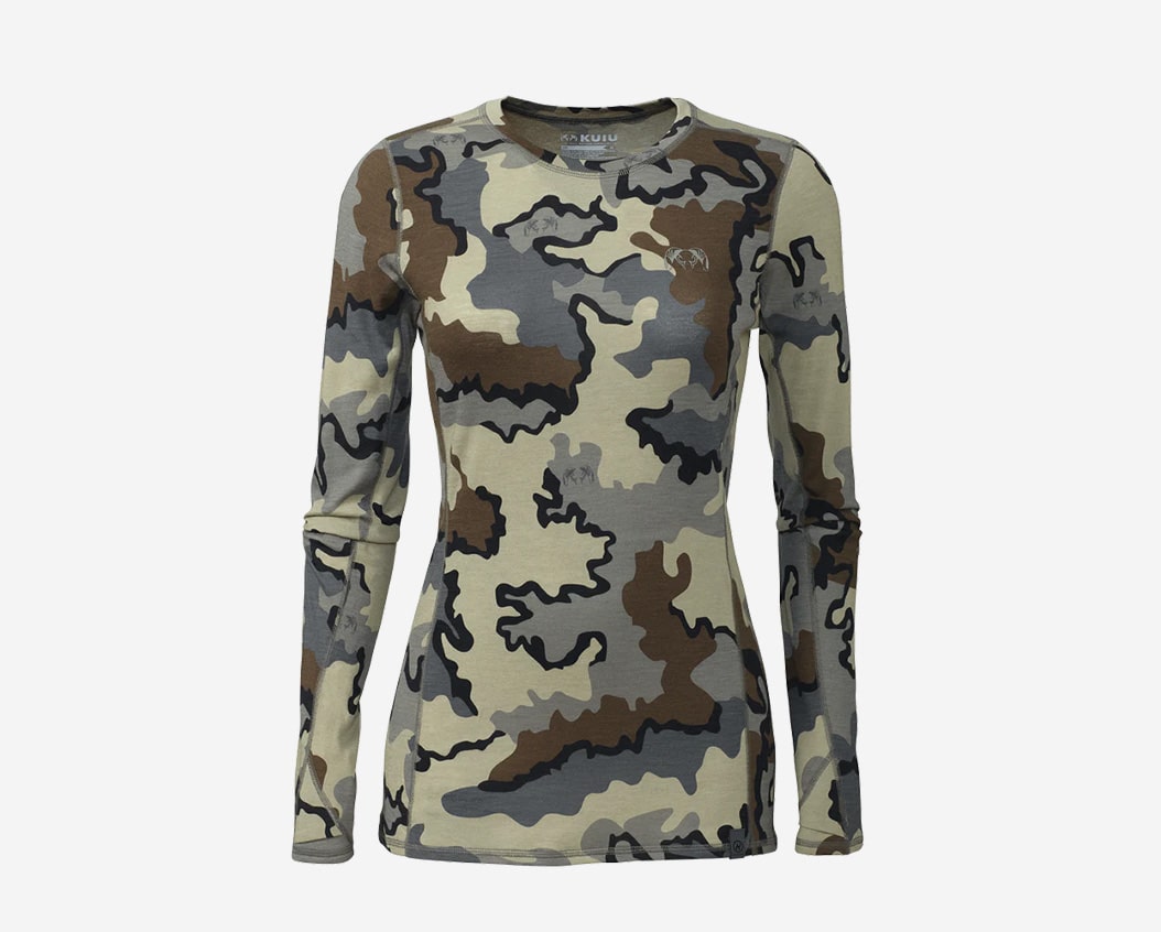 Women's ULTRA Merino 145 Long Sleeve Crew Neck Shirt in Vias Camouflage