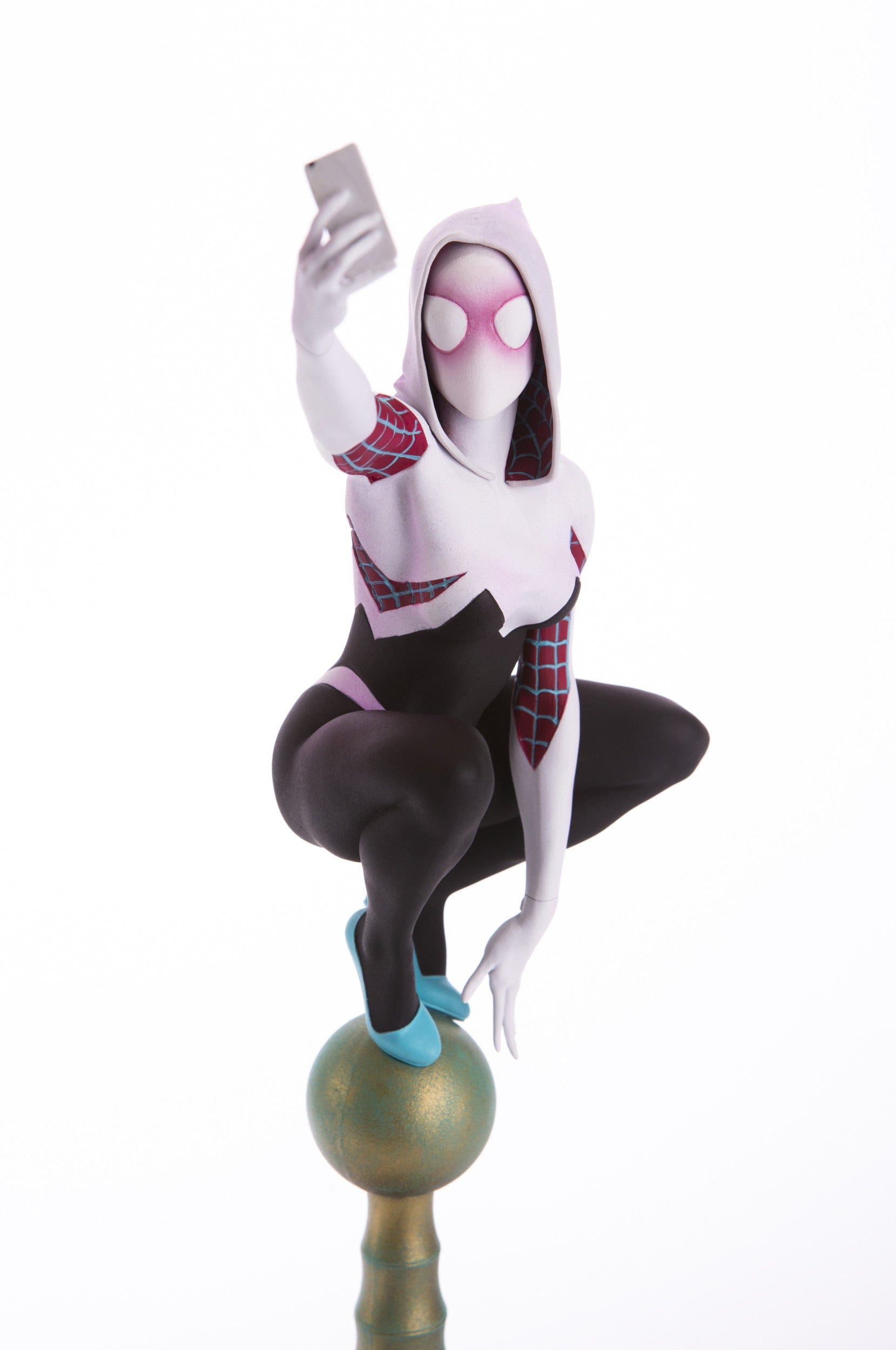 mondo spider gwen statue