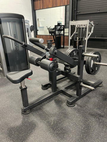 HIP THRUST MACHINE – Pure Muscle + Athletics