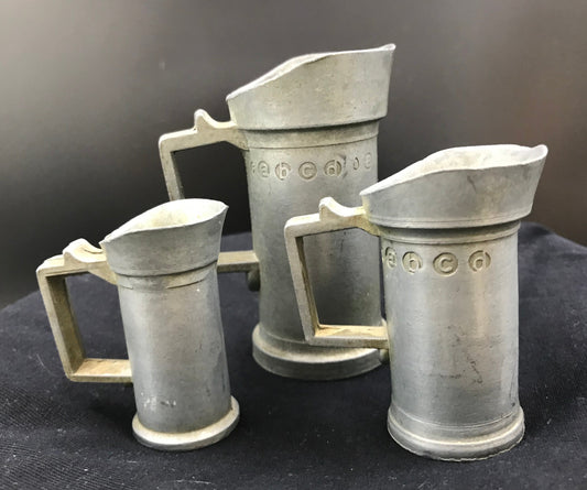 MATCH Pewter Pitcher w/Acorn Lid