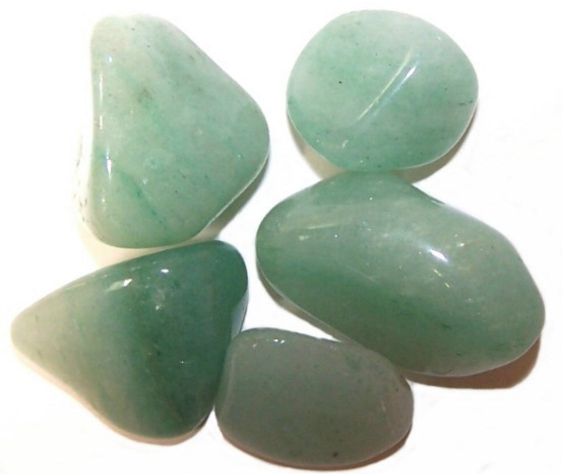 полудрагоценные камни зеленого цвета фото и название
