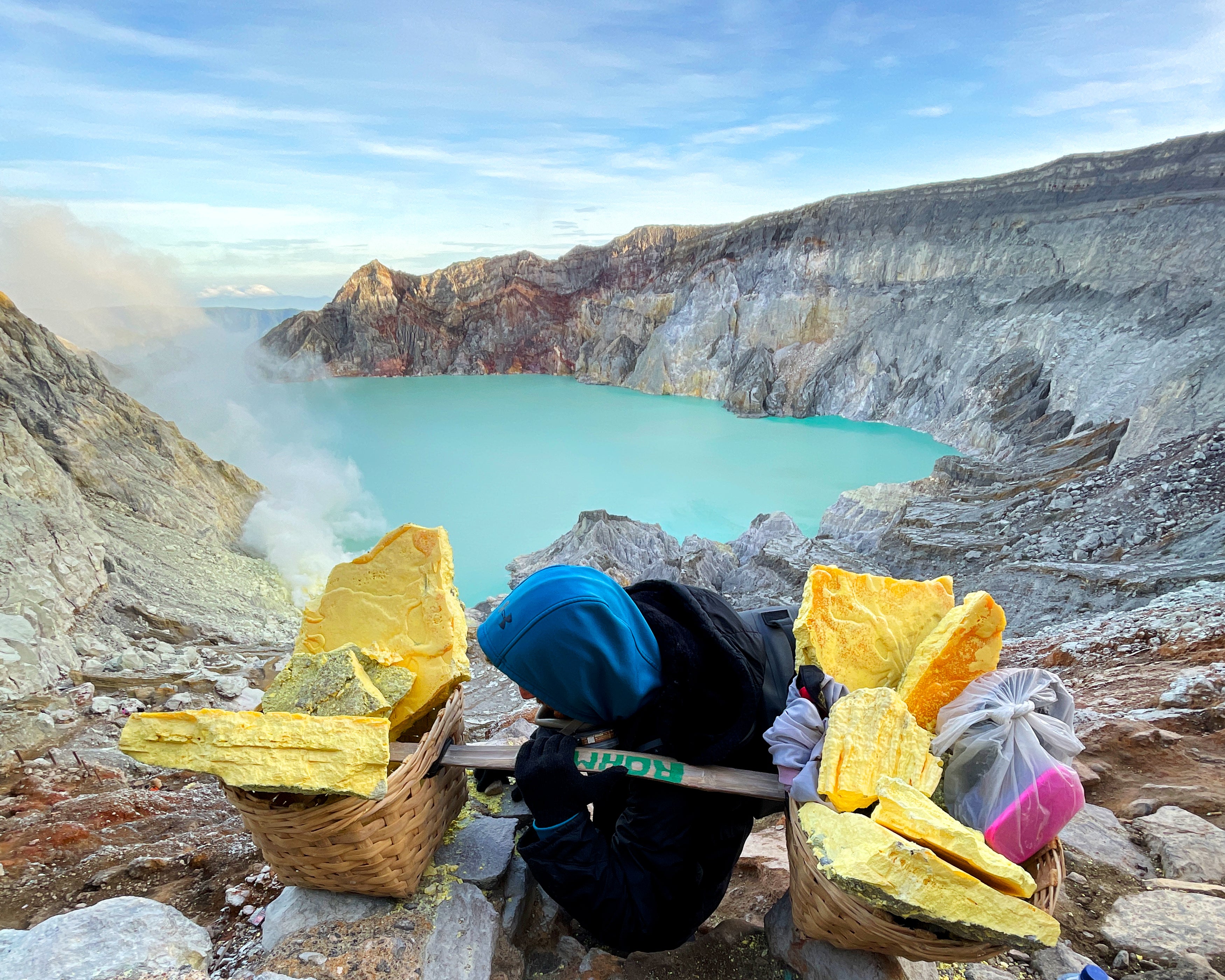 Ijen Crater Tour 2023: Everything You Need to Know