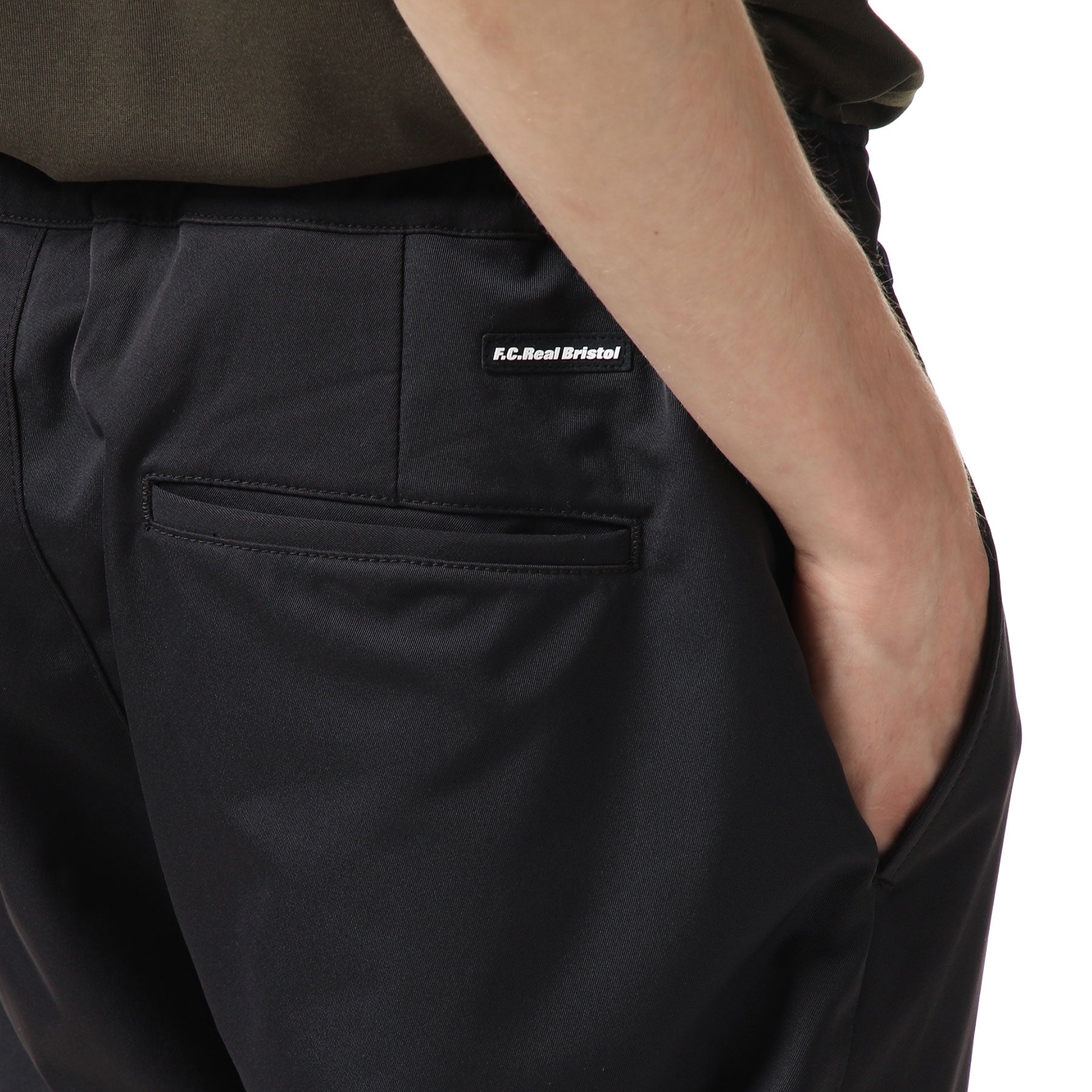 オータムセール F.C.Real Bristol VENTILATION PANTS 新品 - crumiller.com