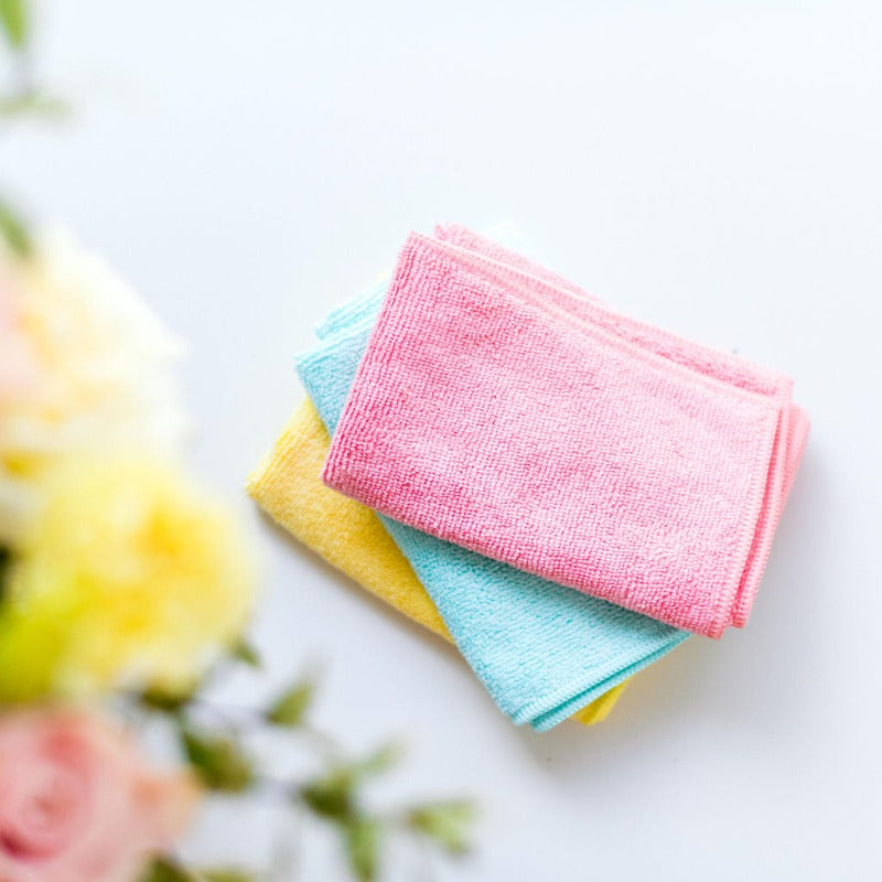 Made with high-grade microfibre, these super pretty Cleaning Cloths have a soft plush feel and will stand the test of time, providing an all-purpose clean because they can do a bit of everything - wiping, dusting, absorbing spills, stainless steel, windows etc.