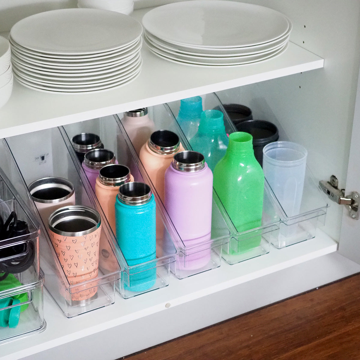 Kitchen storage idea for cups and drink bottles cupboard - The