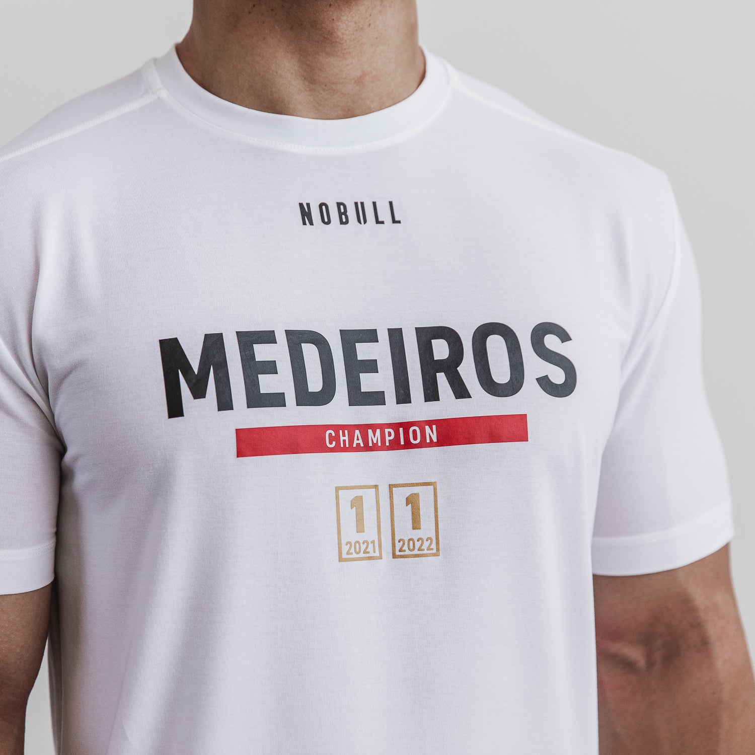 Men's NOBULL CrossFit GamesÂ¨ 2022 Champions Jersey (Medeiros)