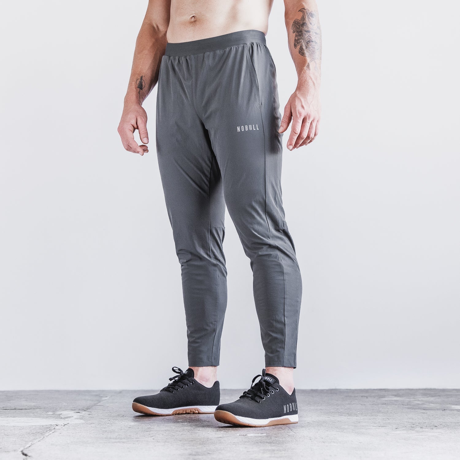 Man Active Gym Lightweight Plain Track Pant