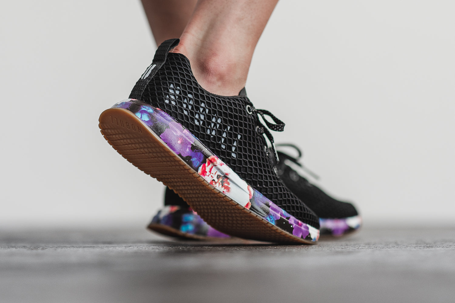 Women's Floral Mesh Runner