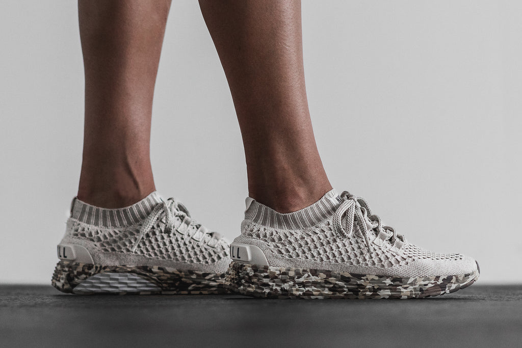 WILD SAND KNIT RUNNER (WOMEN'S) NOBULL