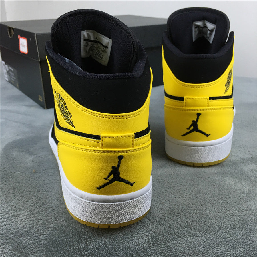 Air Jordan 1 Mid New Love 554724-035