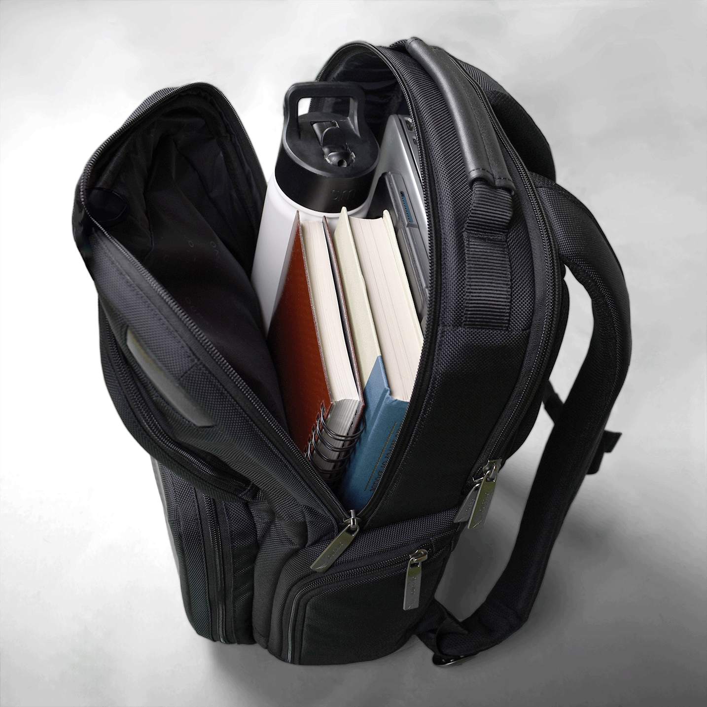 agile_business-laptop-backpack_open