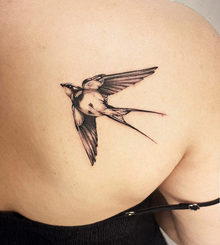 Tattoo uploaded by Vipul Chaudhary • Phoenix bird tattoo |Phoenix bird  tattoo ideas |Phoenix bird tattoo design |Birds tattoo |Birds tattoo design  • Tattoodo