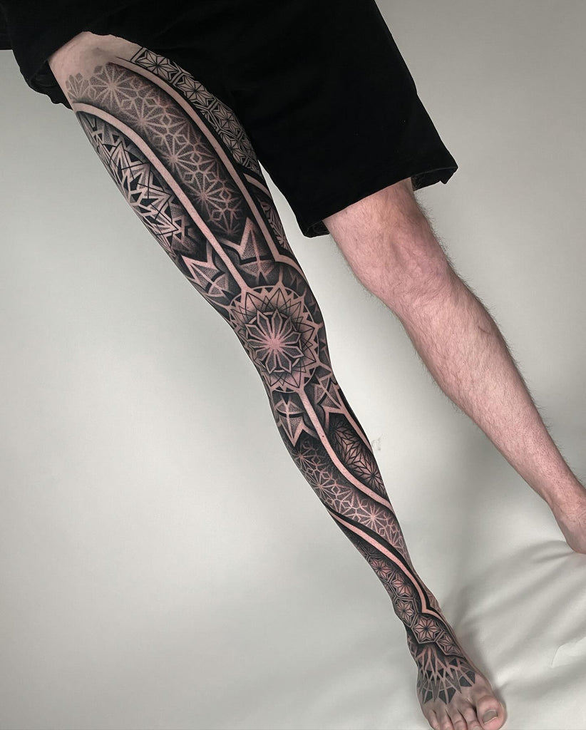 Men's Leg Tattoos - Photos of Works By Pro Tattoo Artists