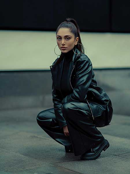 All black leather oversized jacket outfit