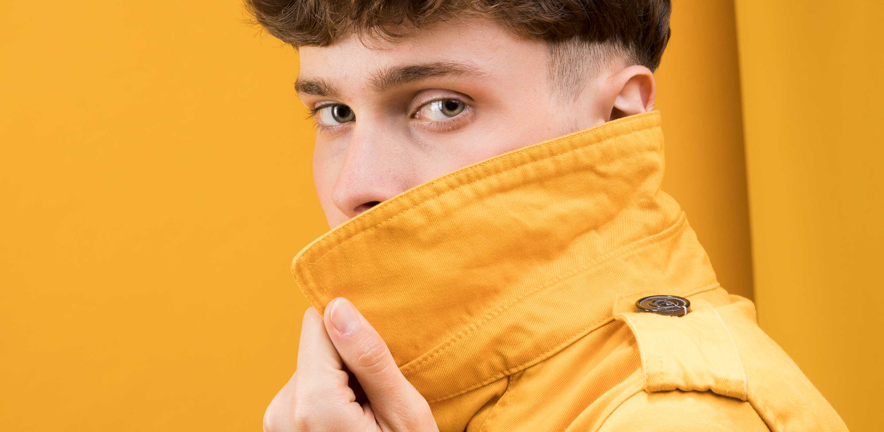 how to style yellow leather jacket