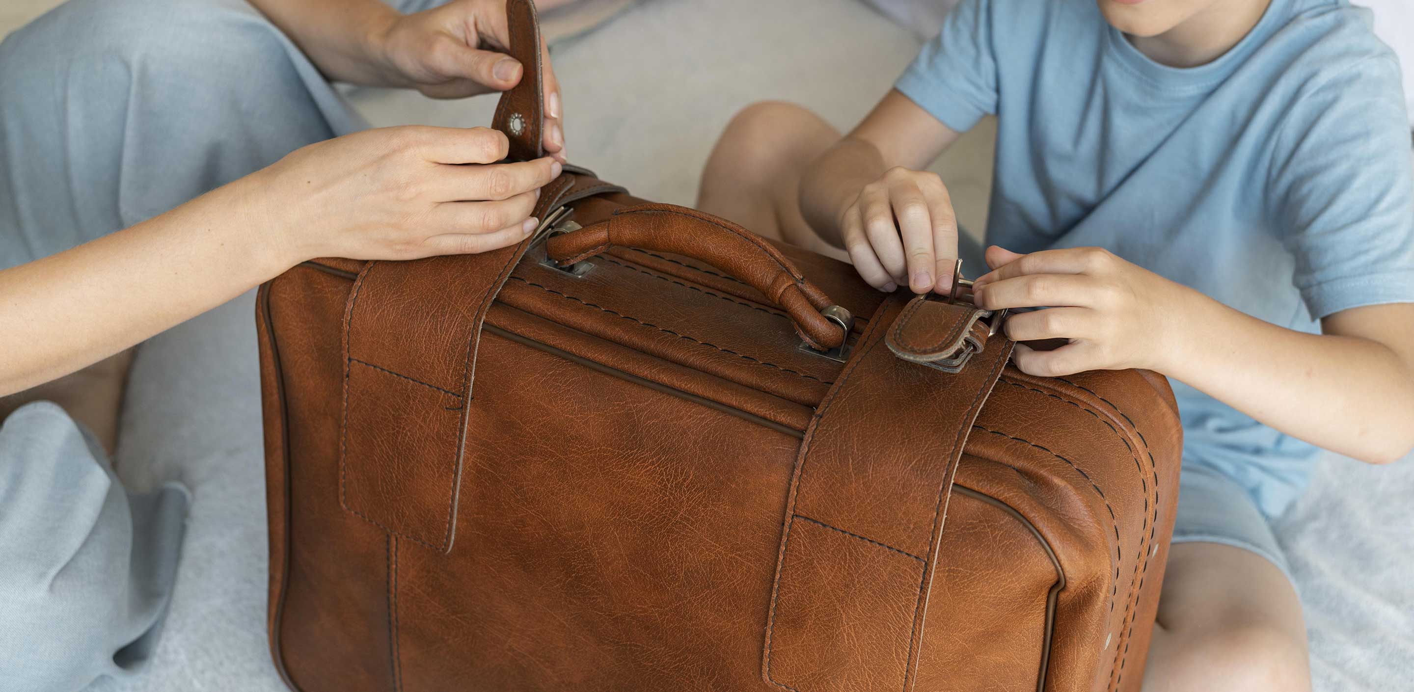 Cleaning of leather lining