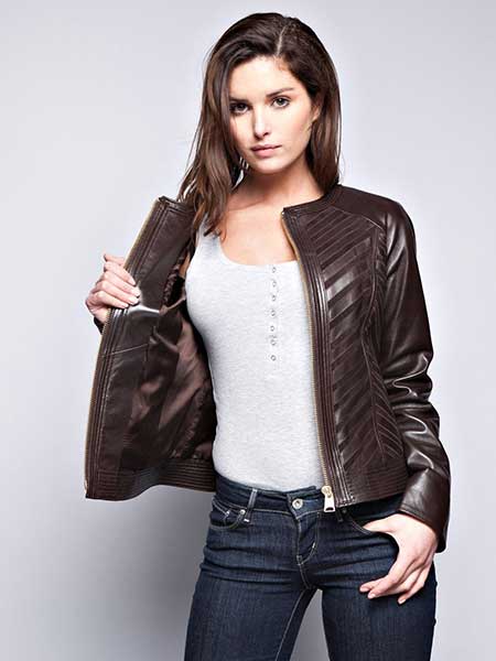 Women-brown-leather-jacket-with-plain-shirt-and-blue-denim